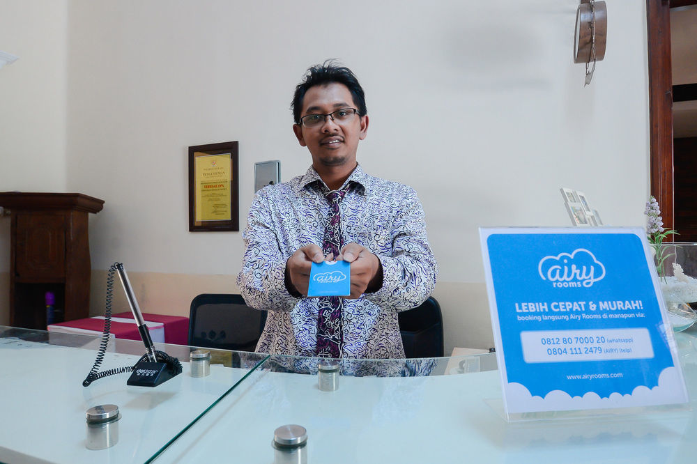 Lovender Guesthouse Malang Exterior foto